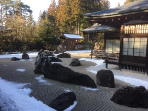 高野山金剛峯寺の雪